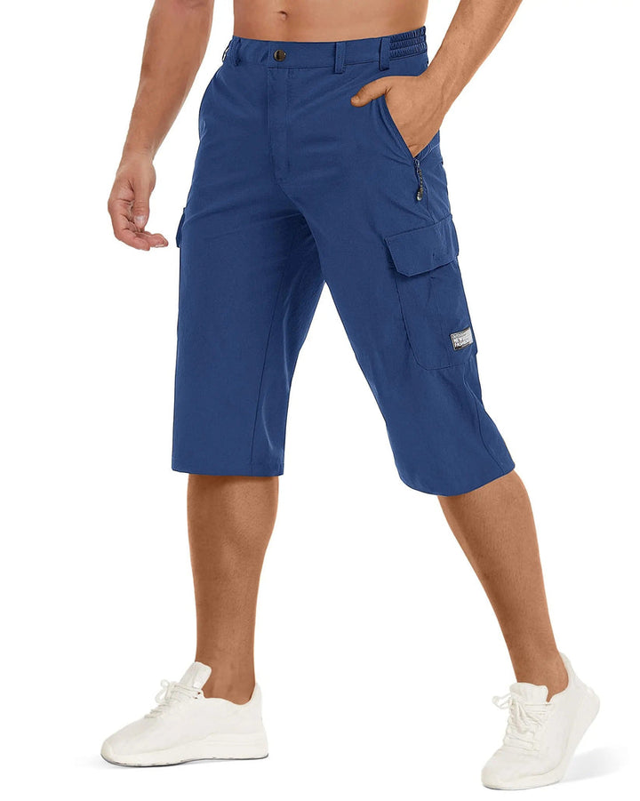 Casual men's cargo shorts with multiple pockets, perfect for summer comfort and outdoor wear.
