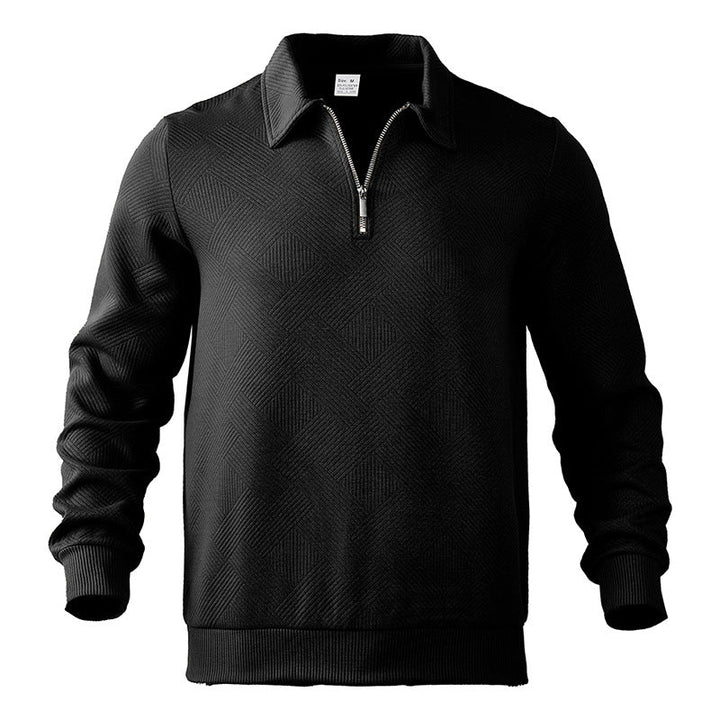 Comfortable men's sweater with soft fabric and relaxed fit, ideal for layering during Autumn days.








