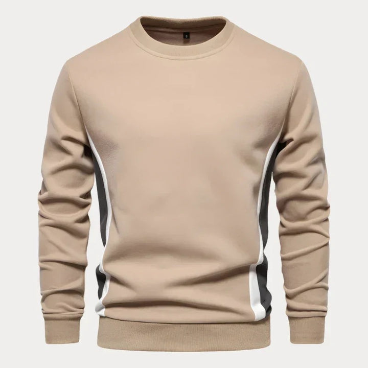 Men's casual autumn sweater with soft, breathable fabric for a relaxed fit, perfect for cooler days.








