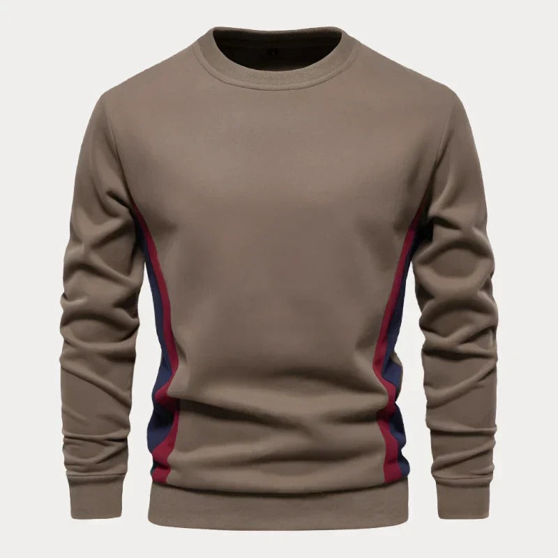 Men's casual autumn sweater with soft, breathable fabric for a relaxed fit, perfect for cooler days.








