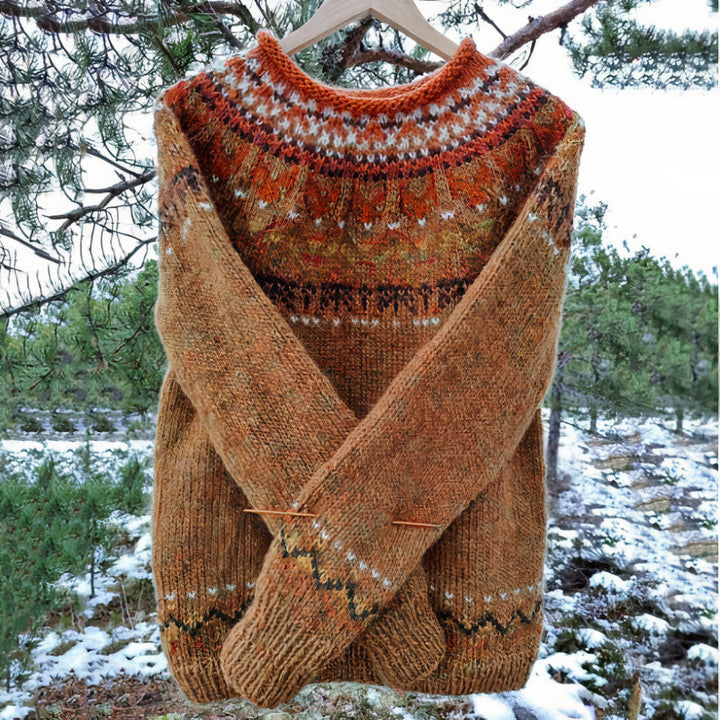 Men's cozy vintage sweater with soft breathable knit and relaxed fit, ideal for autumn days.








