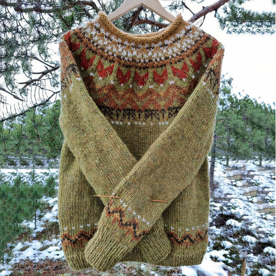 Men's cozy vintage sweater with soft breathable knit and relaxed fit, ideal for autumn days.









