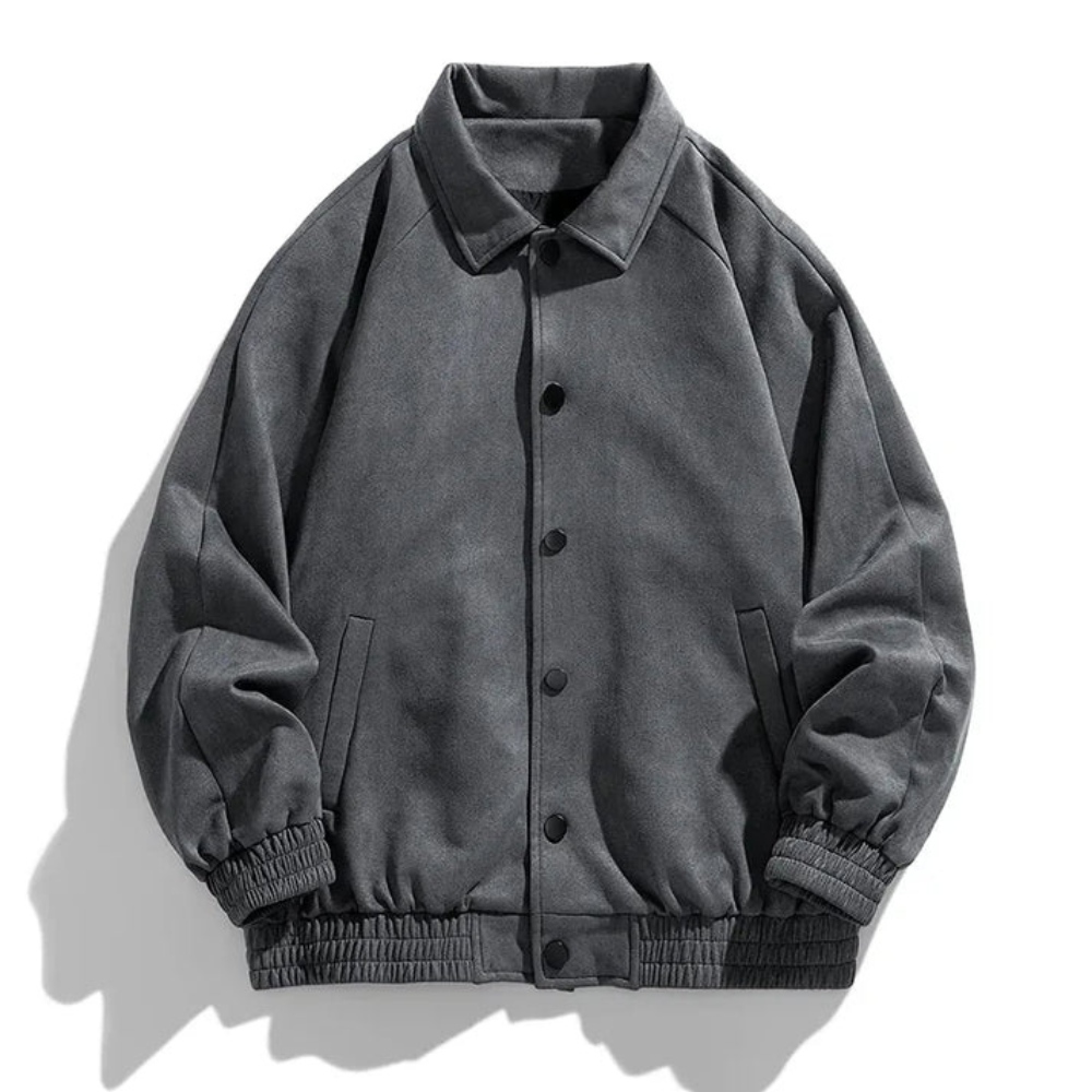 Men's vintage jacket with a timeless design, perfect for staying warm and stylish during autumn days.








