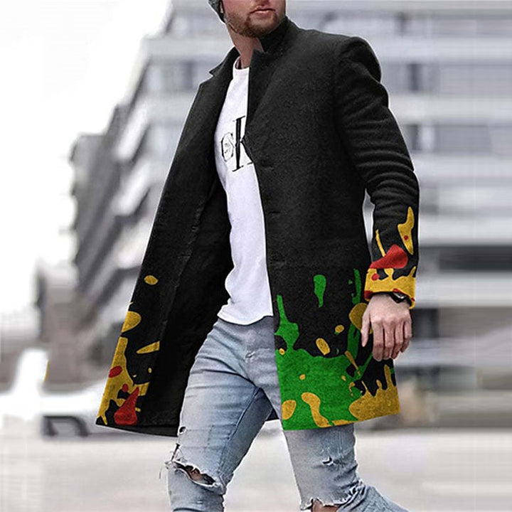 Premium autumn coat with elegant graphic print, perfect for staying stylish and warm during autumn days.