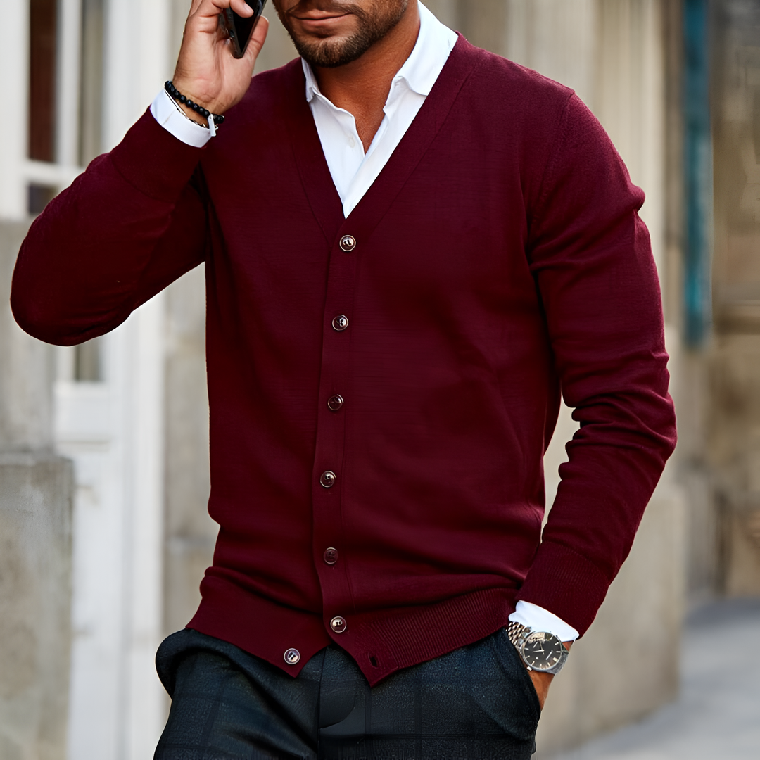 Men's premium elegant cardigan for autumn, offering warmth and style