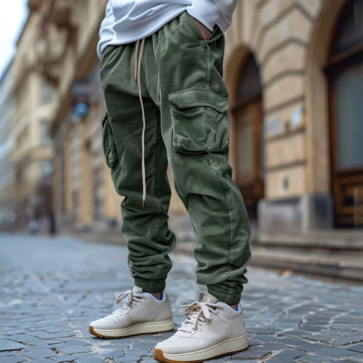 Relaxed cargo pants for men offering comfort, practicality, and versatile style for autumn days.








