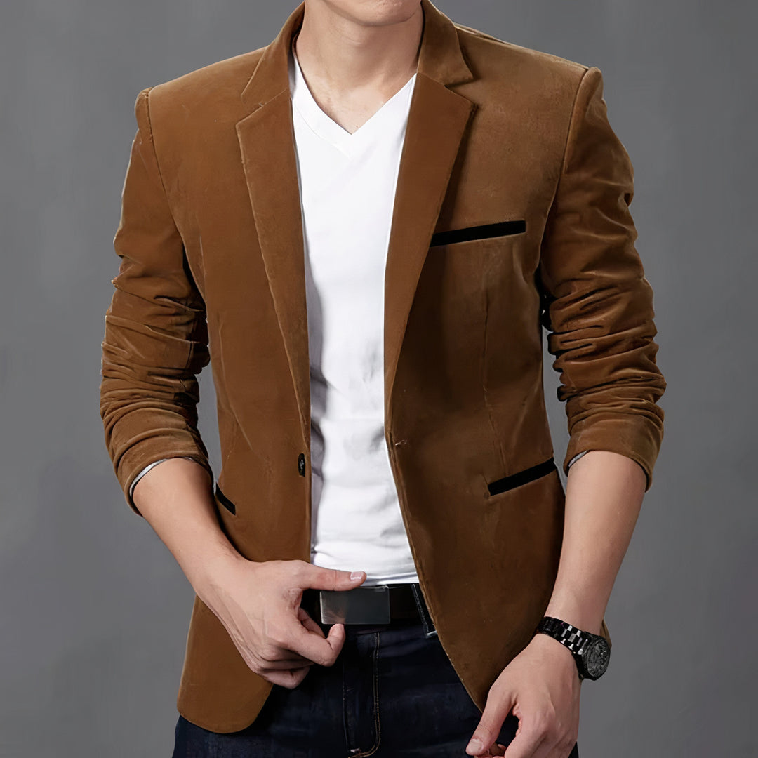 Men's casual blazer jacket with a modern tailored fit, premium fabric, and ideal warmth for autumn days.