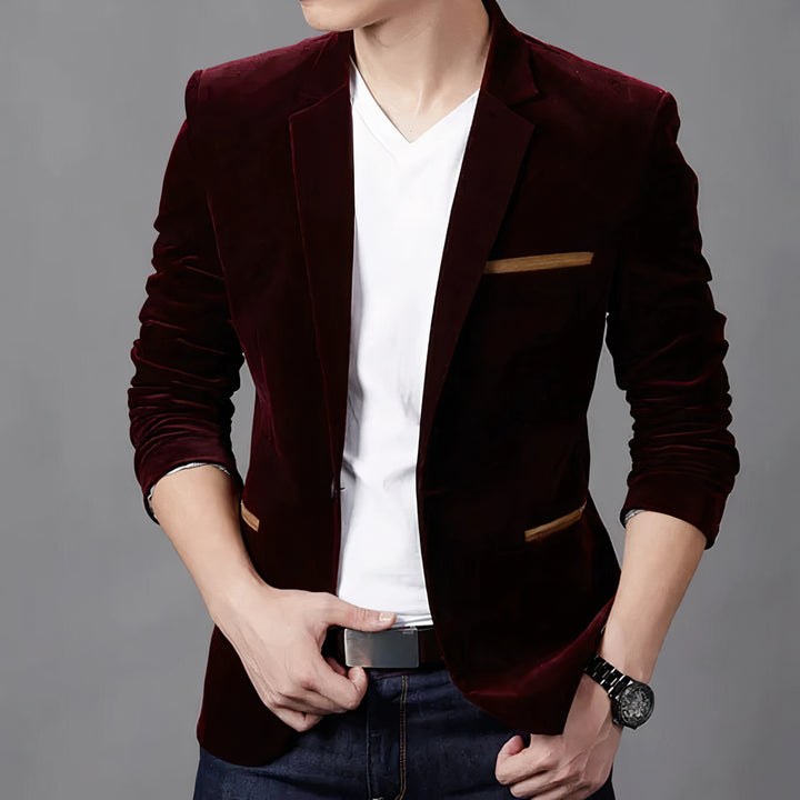 Men's casual blazer jacket with a modern tailored fit, premium fabric, and ideal warmth for autumn days.