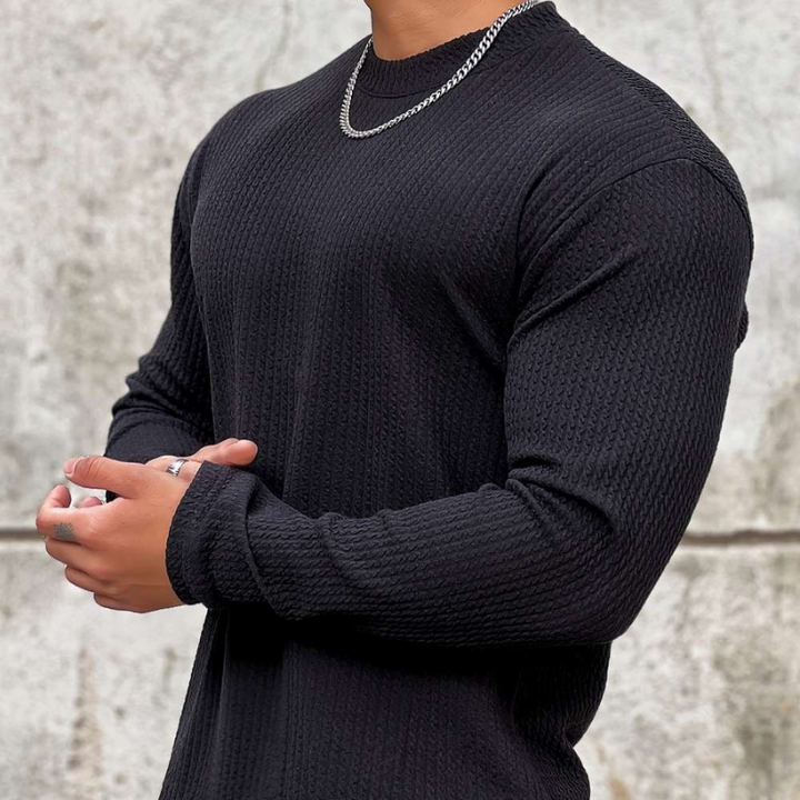 Casual sweater for men with a relaxed fit, ideal for autumn days and everyday comfort.