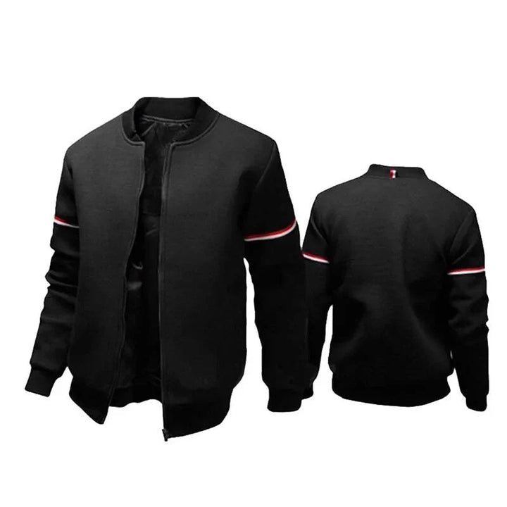 Classic casual jacket for men, featuring a timeless design and premium craftsmanship, ideal for autumn days.







