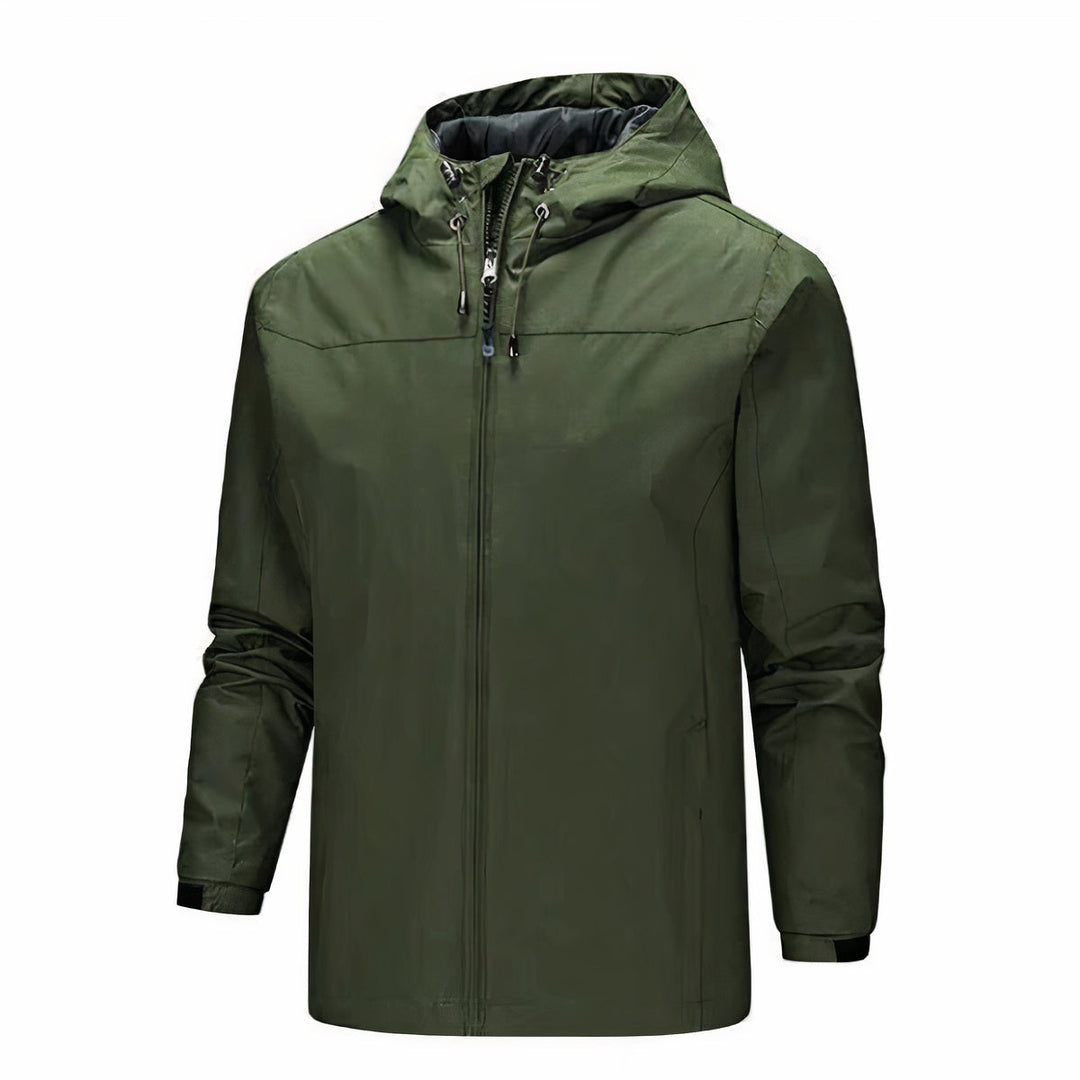 Men's classic hooded rain jacket, waterproof and windproof, ideal for autumn days.







