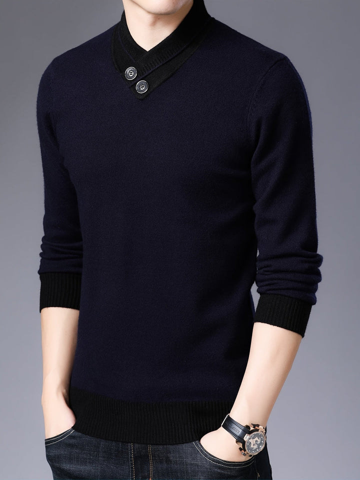 Classic men’s sweater designed for autumn, offering timeless style and cozy comfort.







