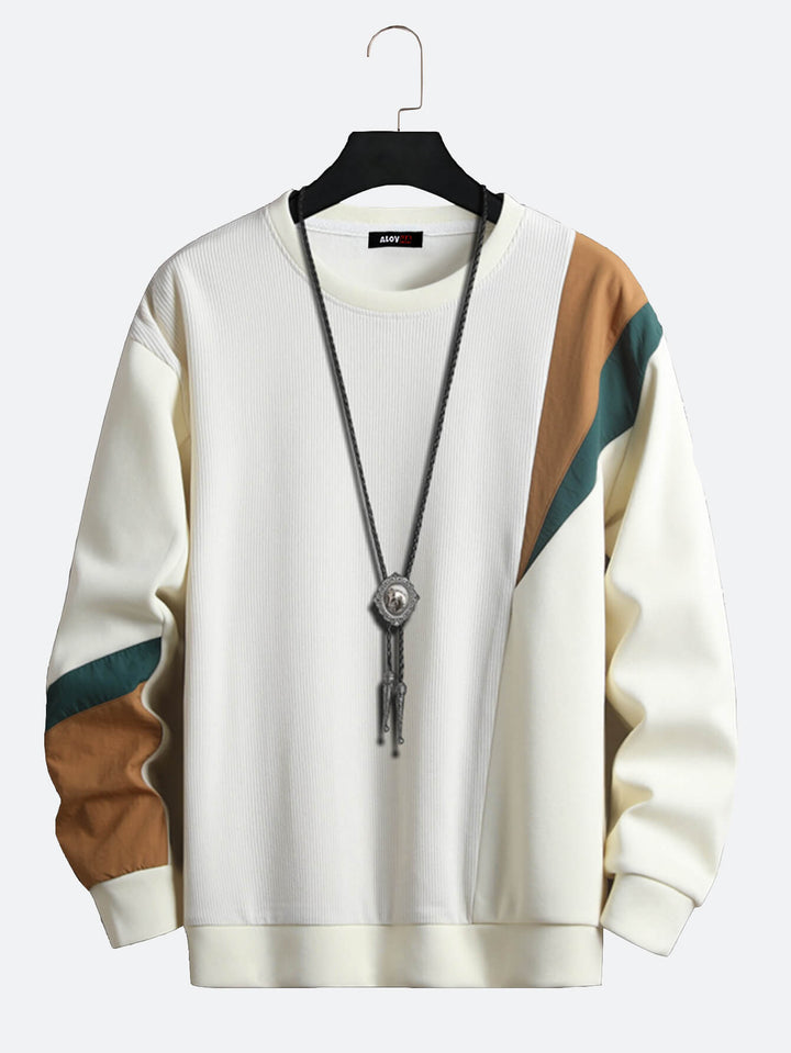 Classic warm autumn sweater for men, designed for comfort and style on chilly autumn days.







