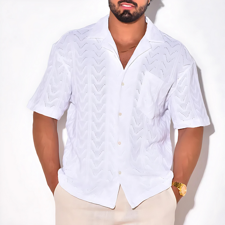 Elegant and breathable men's summer shirt, designed for lightweight comfort and sophisticated style.