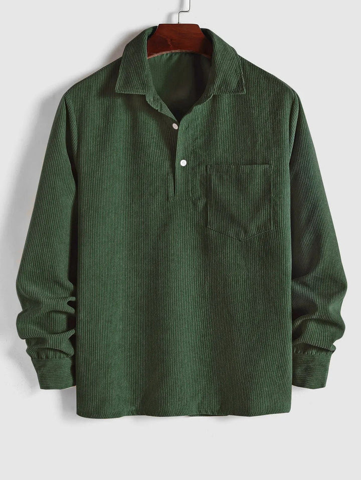 Men's elegant corduroy sweater with soft fabric, breathable design, and stylish fit, ideal for autumn days.