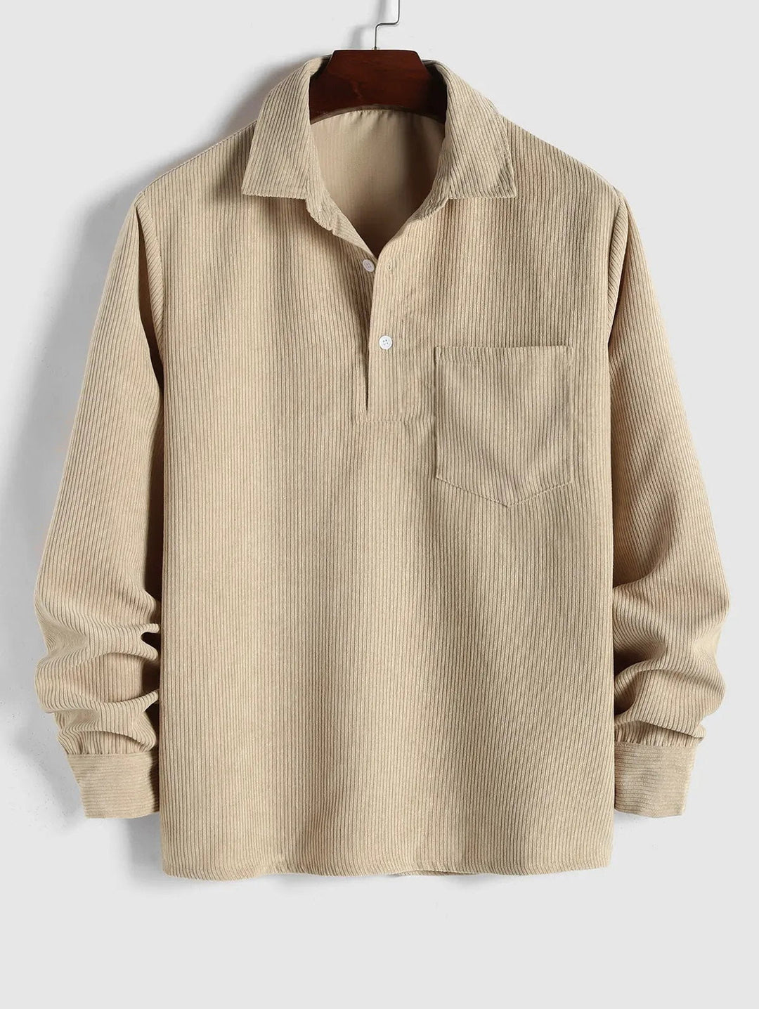 Men's elegant corduroy sweater with soft fabric, breathable design, and stylish fit, ideal for autumn days.