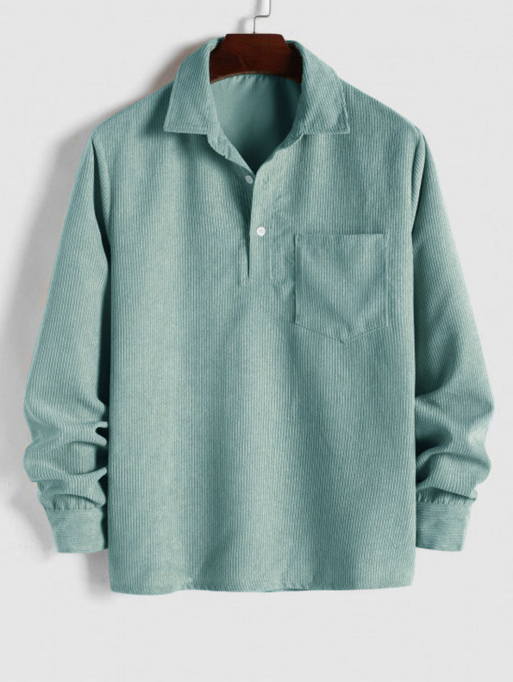 Men's elegant corduroy sweater with soft fabric, breathable design, and stylish fit, ideal for autumn days.