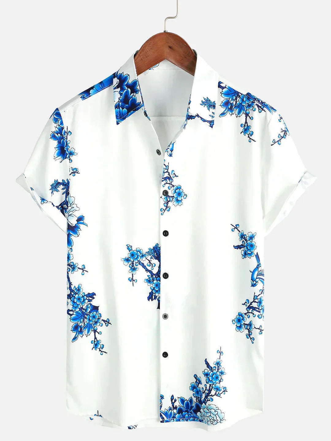 Elegant floral summer shirt for men with a lightweight, breathable fabric, ideal for summer days.