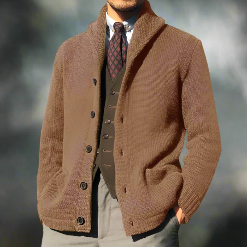 Men’s elegant knitted jacket with tailored fit and soft texture, perfect for comfort and style on autumn days.








