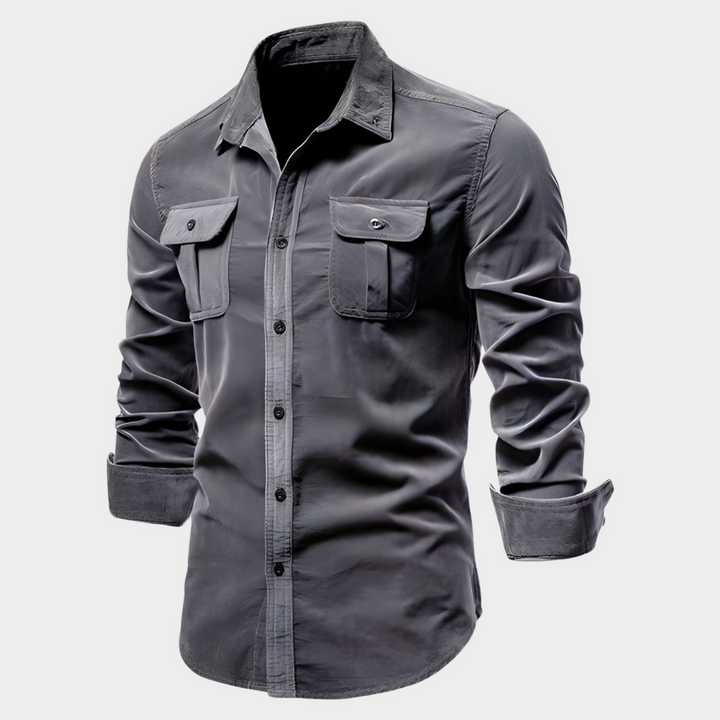 Elegant men's summer shirt with breathable, lightweight fabric and a tailored fit for warm-weather style.