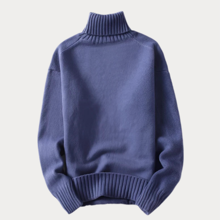 Elegant men's turtleneck sweater with soft fabric and stylish fit, perfect for effortless sophistication on autumn days.