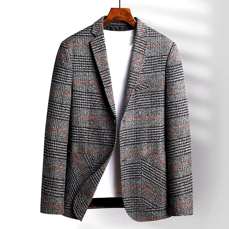 Elegant wool business coat for men with a tailored fit, perfect for autumn days and professional settings.