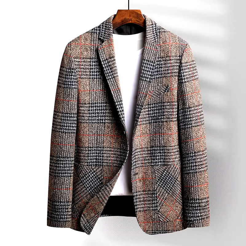 Elegant wool business coat for men with a tailored fit, perfect for autumn days and professional settings.