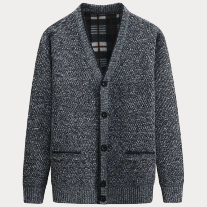 Men’s chic Autumn cardigan in soft knit with a relaxed fit and modern cut—ideal for cozy and stylish layering.