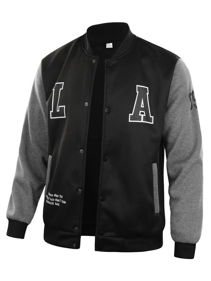 Men's classic varsity jacket with a timeless and sporty design, perfect for autumn days.







