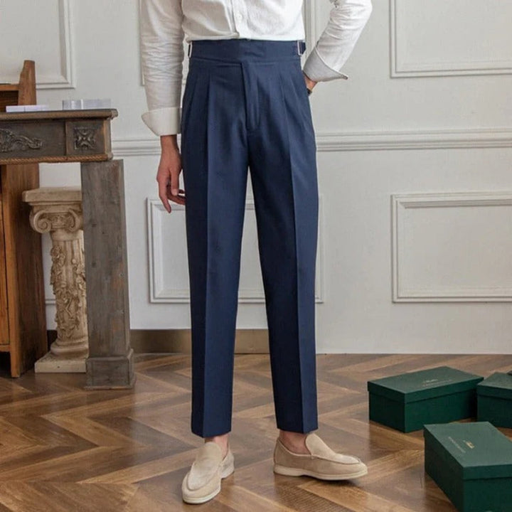  Men's elegant business summer trousers with breathable, lightweight fabric, offering a sophisticated and comfortable look for warm days.








