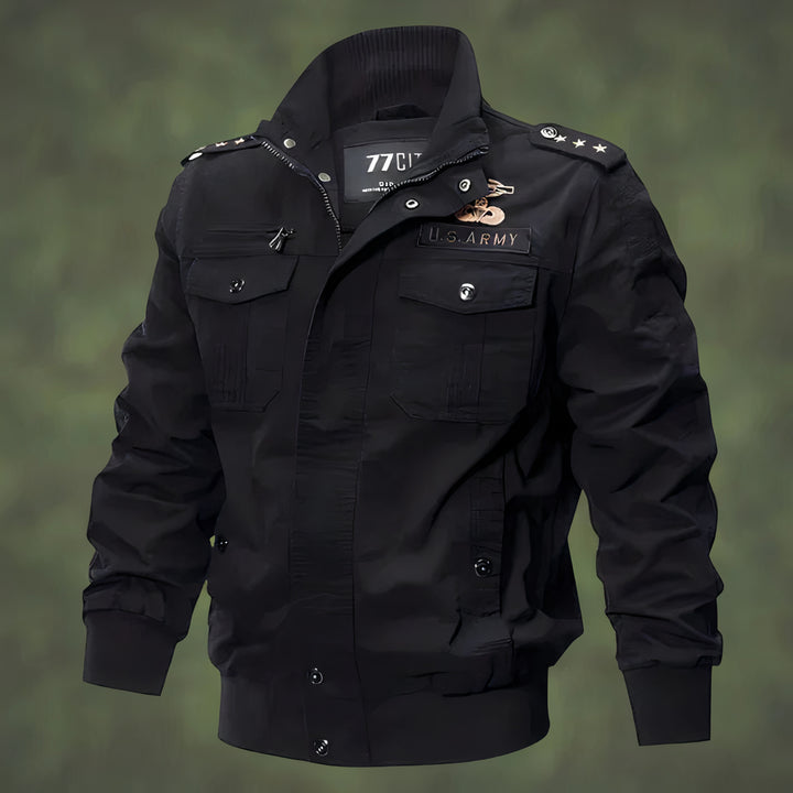 Men's elegant military jacket with a structured fit, perfect for autumn days and stylish outings.








