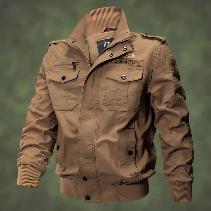 Men's elegant military jacket with a structured fit, perfect for autumn days and stylish outings.








