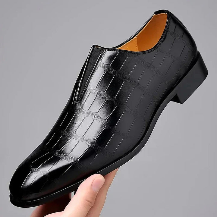 Elegant slip-on dress shoes for men with cushioned insole and durable sole, perfect for stylish comfort during Autumn days.
