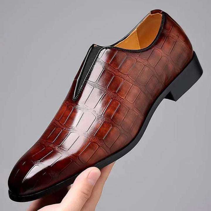 Elegant slip-on dress shoes for men with cushioned insole and durable sole, perfect for stylish comfort during Autumn days.
