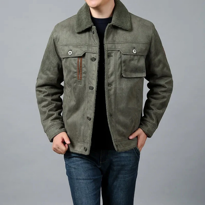 Men's elegant and stylish leather jacket with a tailored fit, ideal for autumn days.







