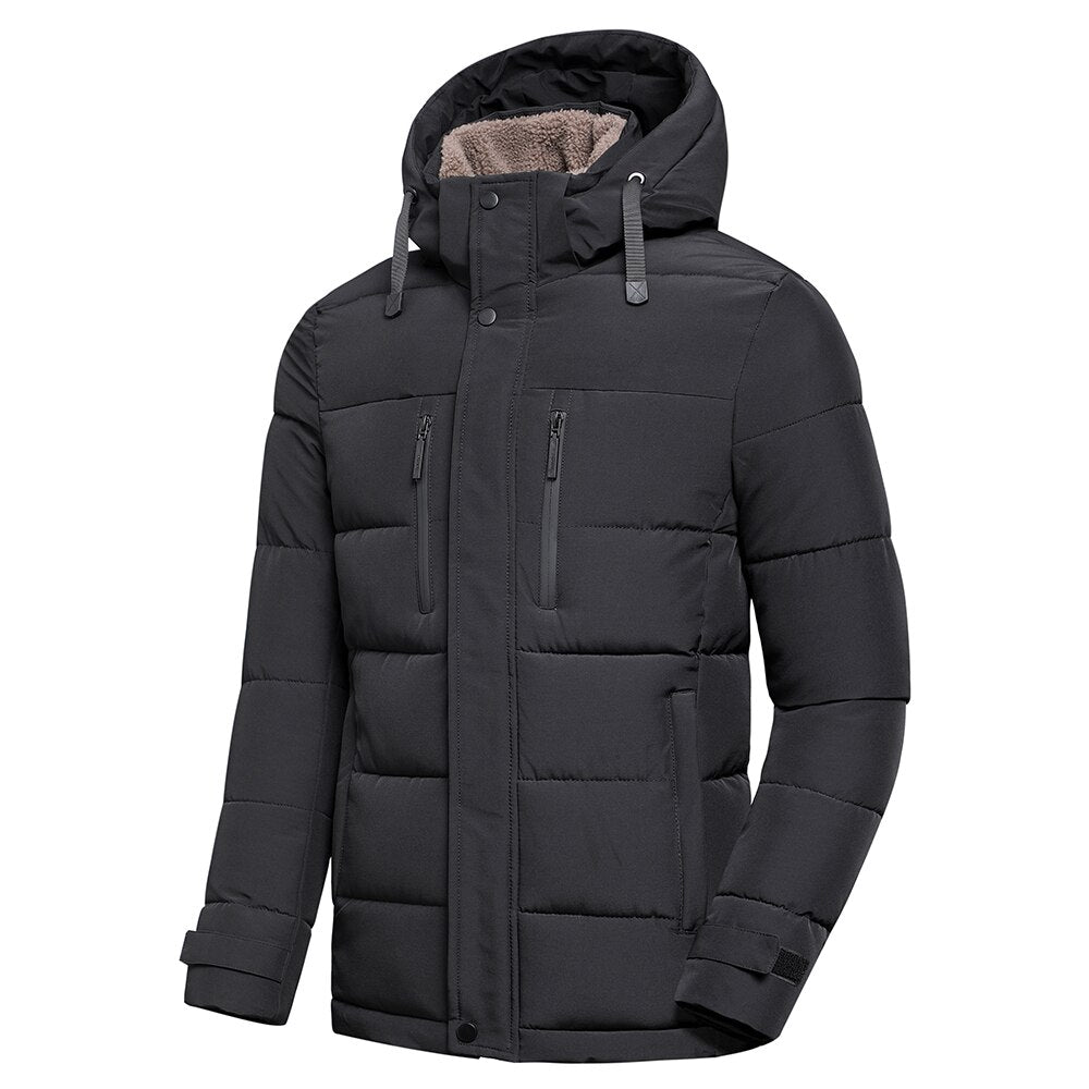 Men's high-quality warm jacket with premium insulation, perfect for chilly autumn days.