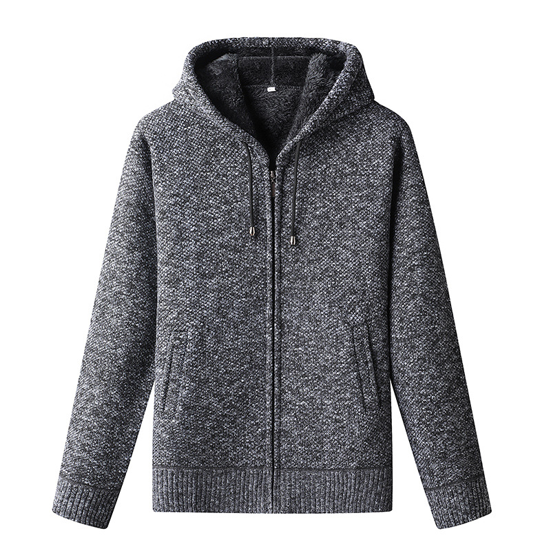 Men’s knitted autumn hoodie with soft fabric and relaxed streetwear style, perfect for chilly days.
