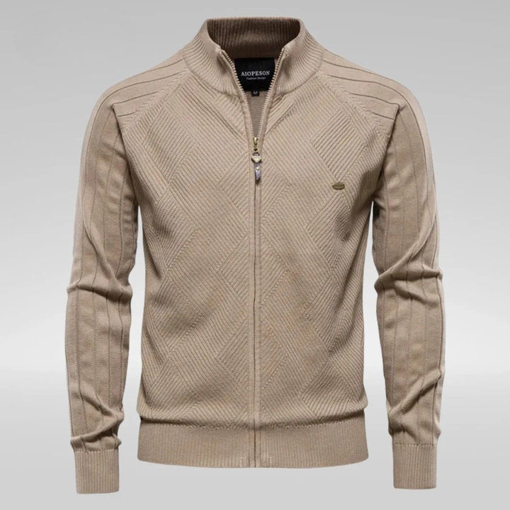 Men's streetwear-style knitted sweater with bold front lettering, featuring a relaxed fit and ribbed cuffs.








