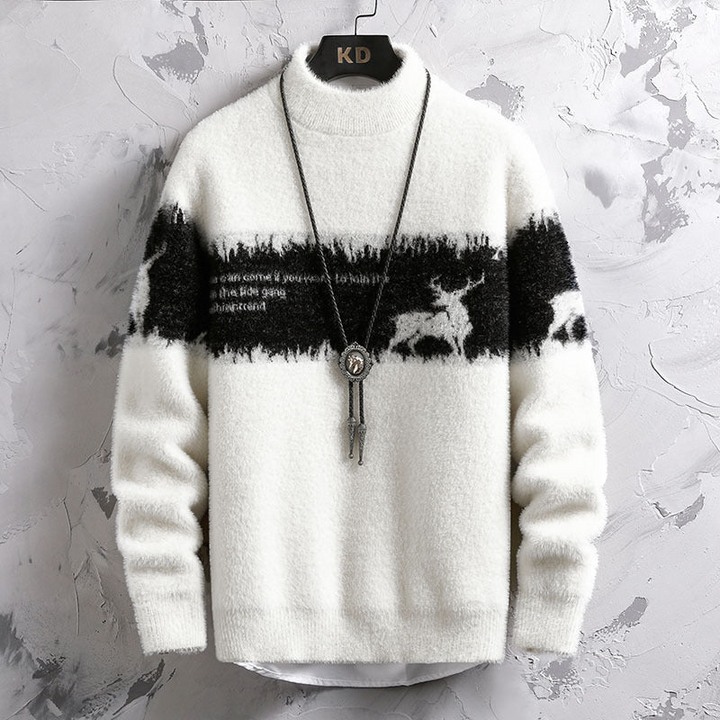 Men's warm turtleneck sweater with soft fabric and classic design, ideal for stylish autumn layering.