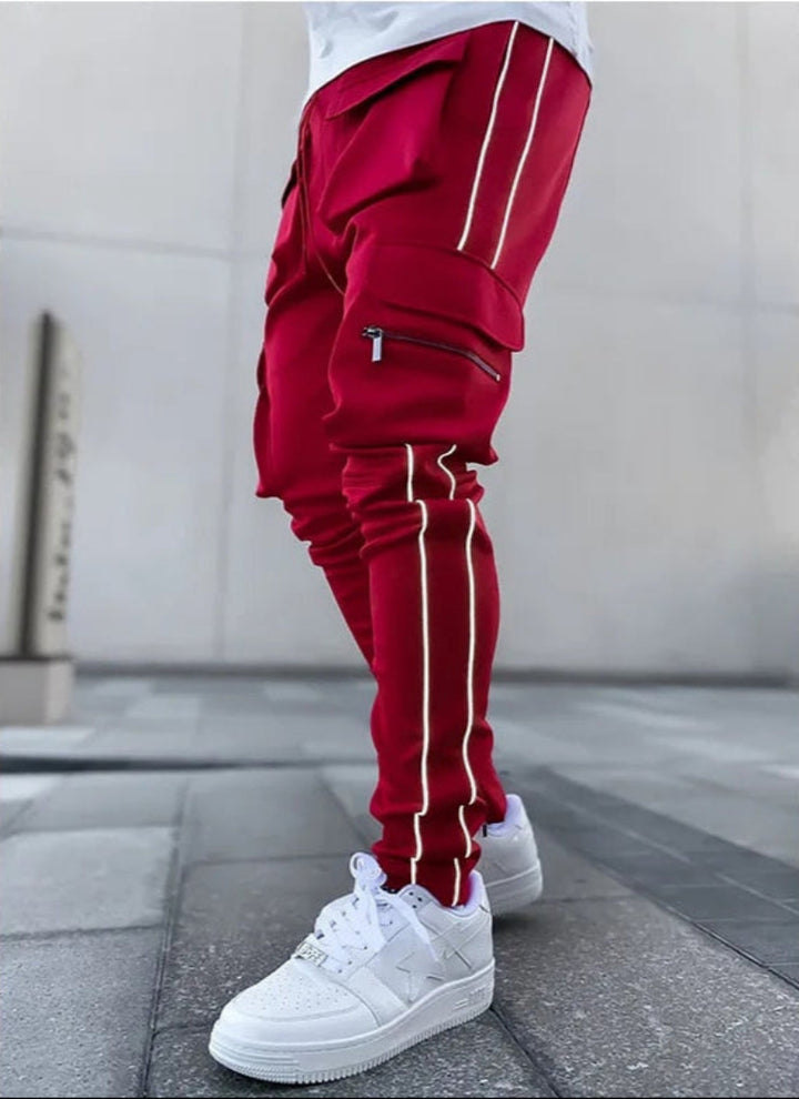 Modern summer pants for men with breathable fabric and a stylish slim-fit design, perfect for warm-weather outfits.