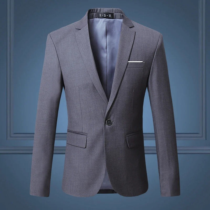 Sleek blazer-jacket for men with tailored fit and versatile smart-casual design, ideal for stylish Autumn days.