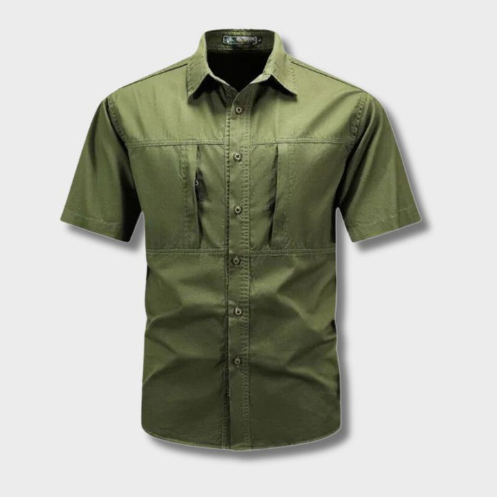 Men's stylish cargo summer shirt with breathable fabric, functional pockets, and a lightweight design for warm days.