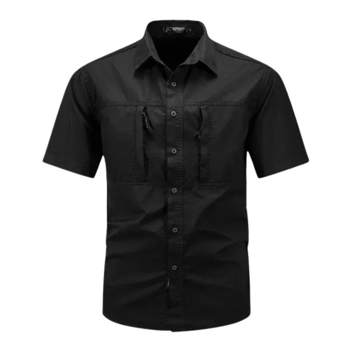 Men's stylish cargo summer shirt with breathable fabric, functional pockets, and a lightweight design for warm days.