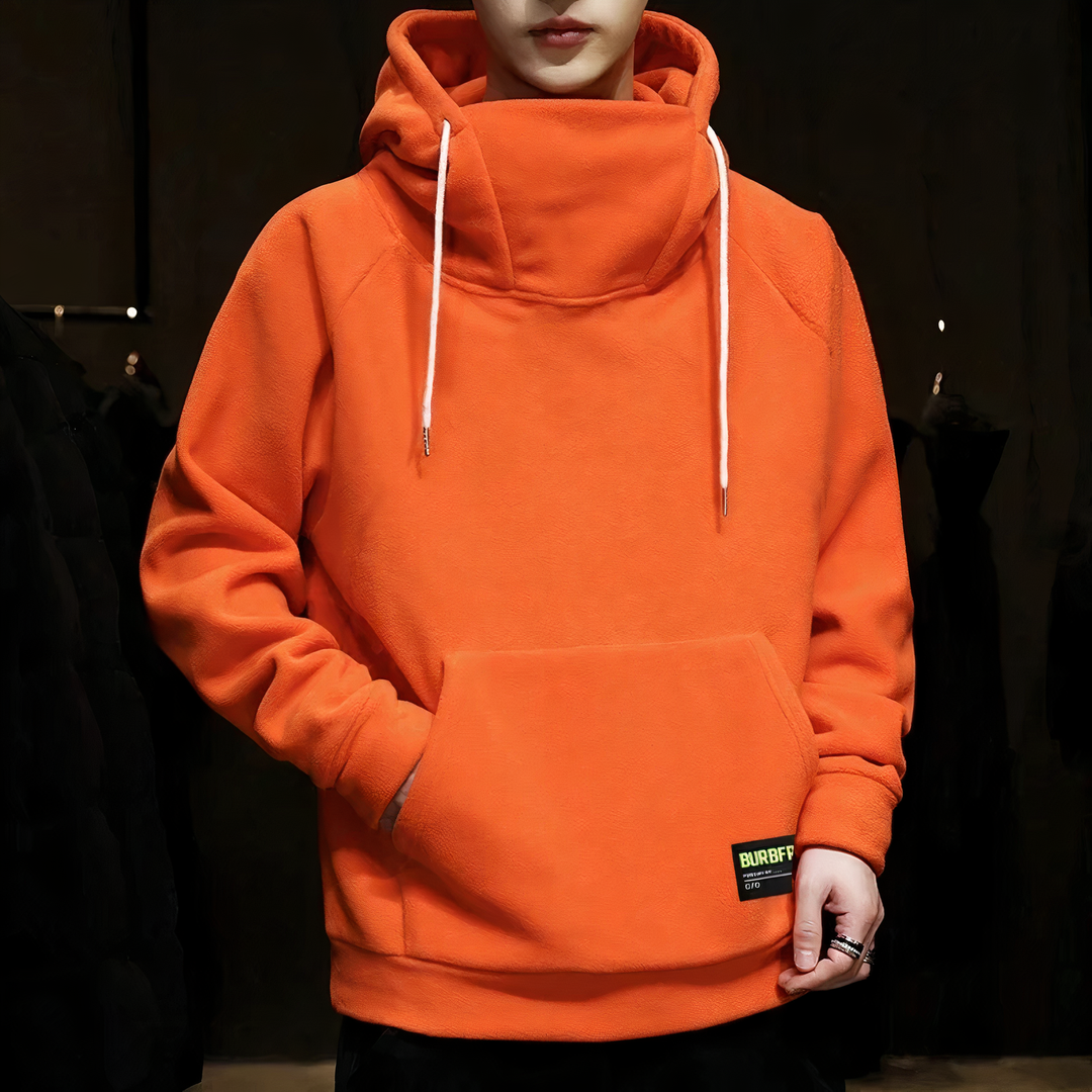 Stylish men’s warm hoodie with soft fleece lining and modern fit, ideal for cozy and confident Autumn days.