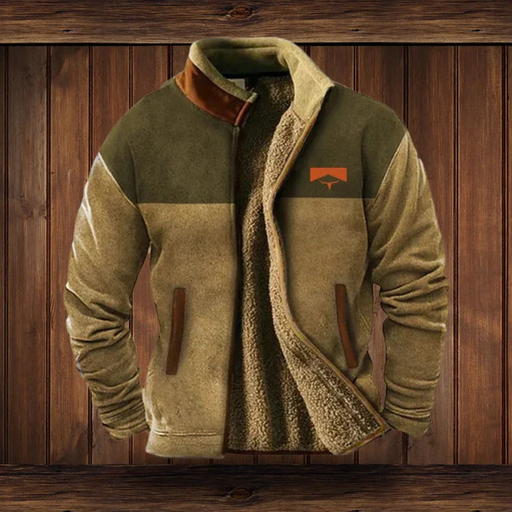 Stylish and warm autumn jacket with modern fit and breathable materials, perfect for cooler days.