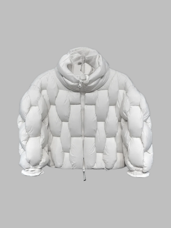 Trendy waterproof jacket for men, designed for comfort and protection on autumn days.







