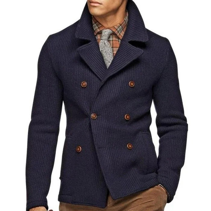 Vintage-style autumn blazer coat for men with a tailored fit, premium fabric, and a sophisticated design for versatile wear.







