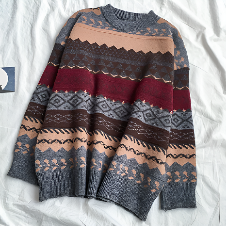 Vintage style premium autumn sweater for men, offering timeless elegance and cozy warmth for chilly days.