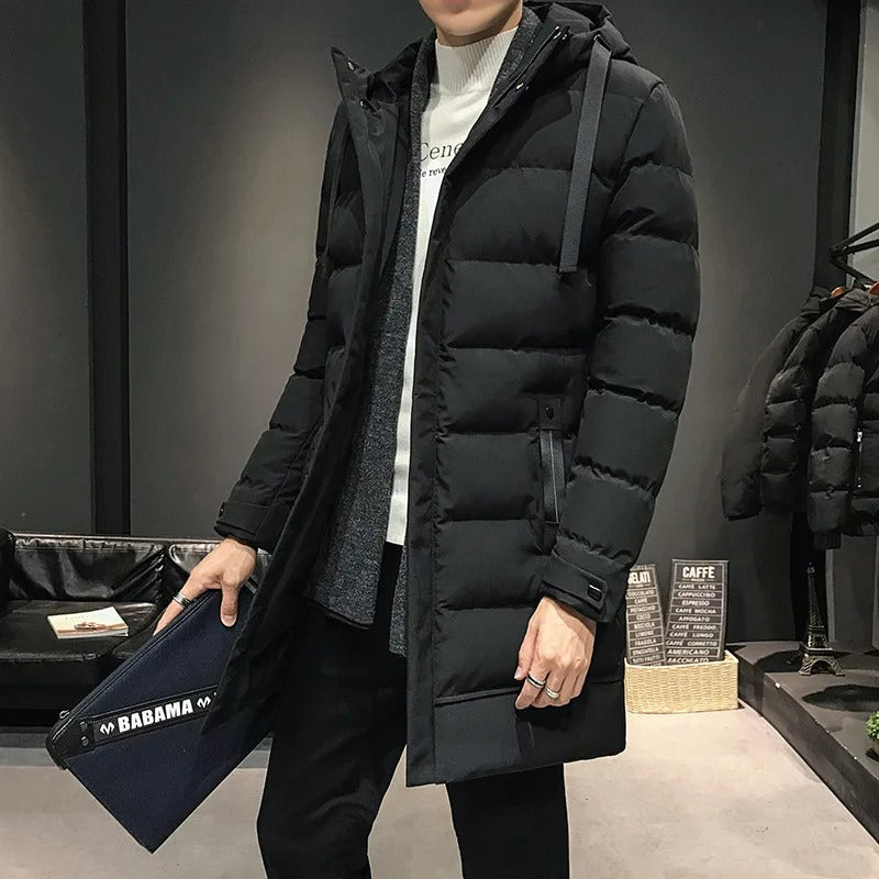 Waterproof quilted jacket for men, offering warmth and protection for autumn days.







