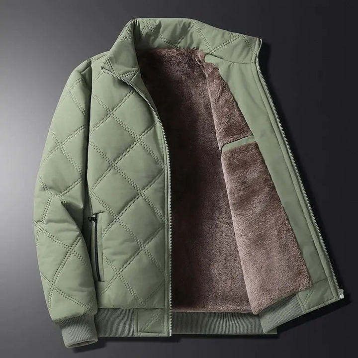 Windproof elegant men’s jacket designed for autumn fashion and urban style with a lightweight fit.